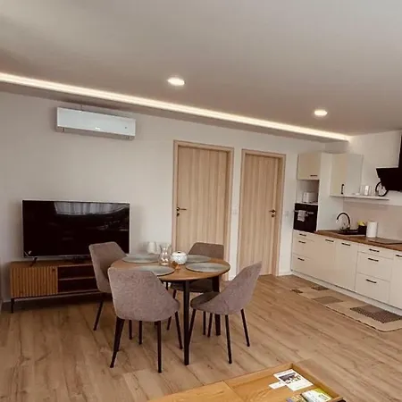 Theodora Apartman Zánka